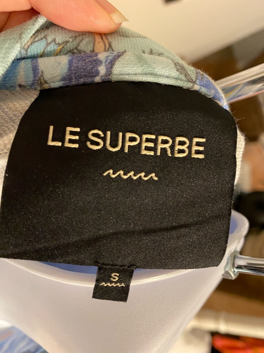 Le Superbe Feather T-Shirt - Picture 6 of 9